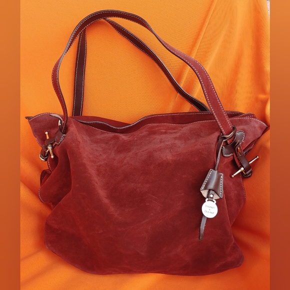 ⭐High Quality⭐Vintage Dooney & Bourke Italian Handmade Burgundy Suede Hobo Bag - Picture 2 of 10